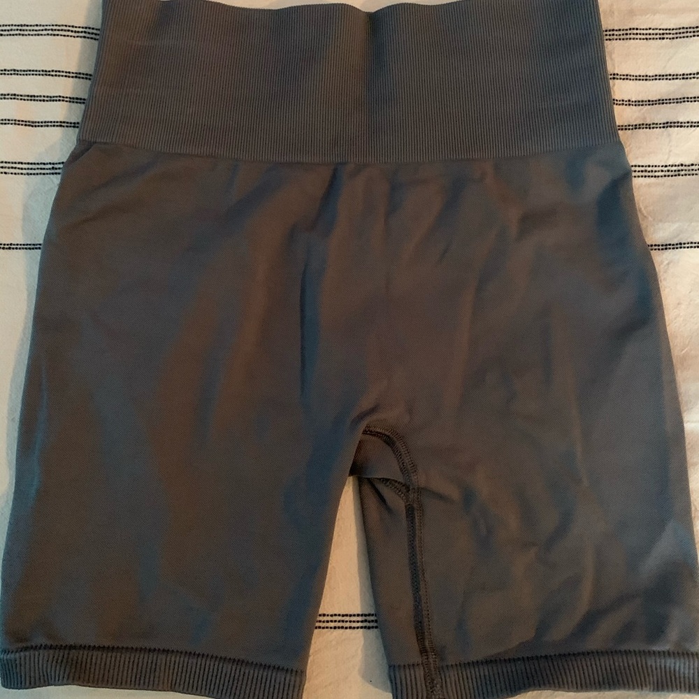 TALA hosta shorts, never worn